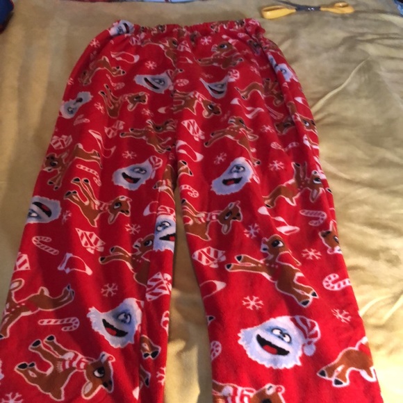 2 Rudolf the Red Nosed Reindeer pajama bottoms/medium and small child size - Picture 5 of 16
